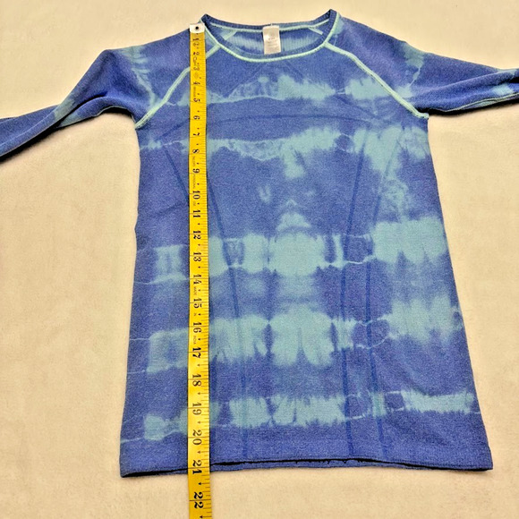 Ivivva Blue Tie Dye Stripe Swiftly Fly Tech Long Sleeve Top Girls Size 10 - Picture 7 of 9